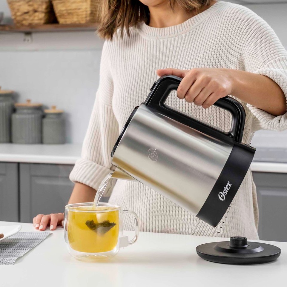 Hervidor Eléctrico Inox Oster 1,7L BVSTKE671 - Imagen 3